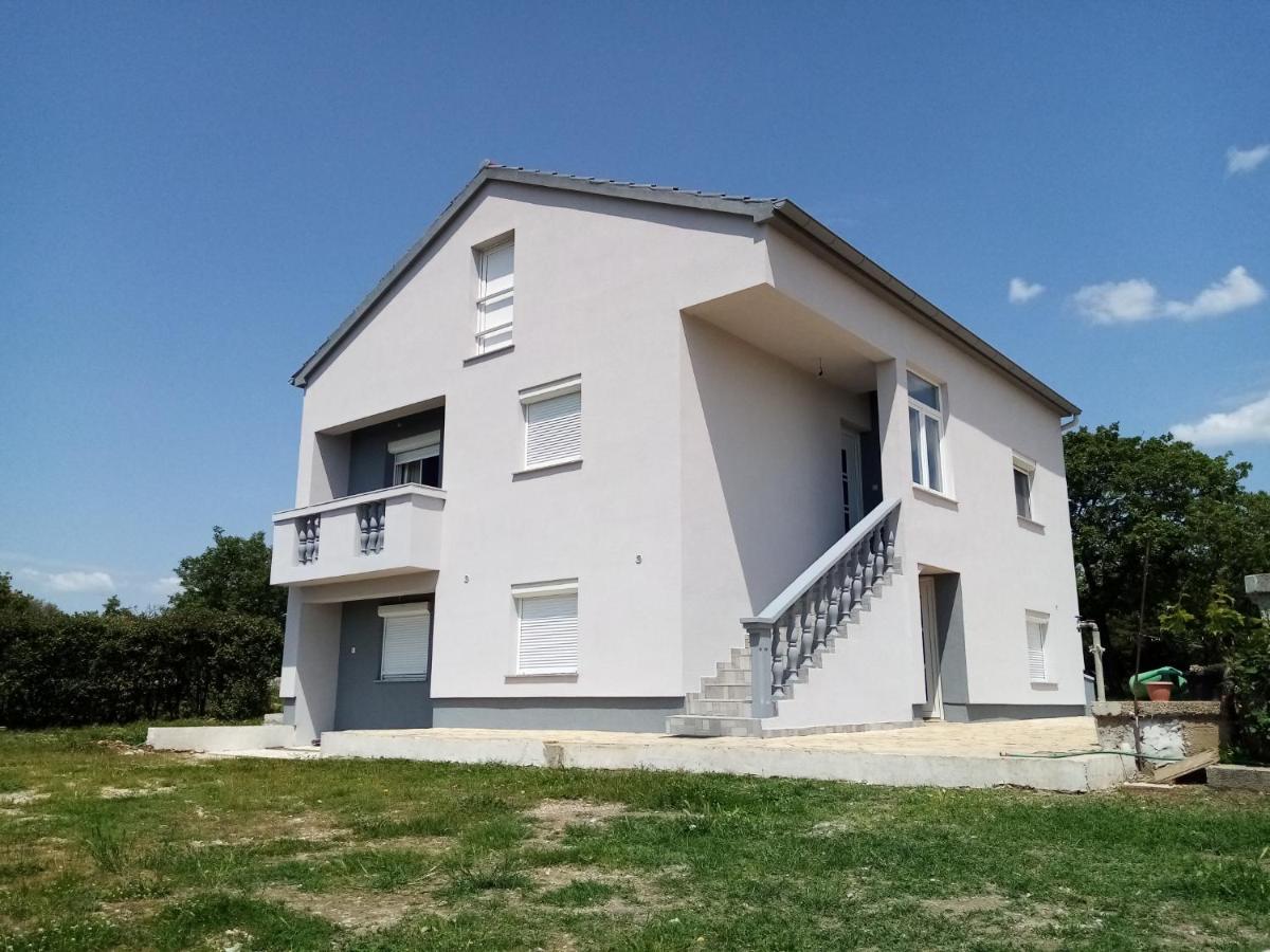 Luka Διαμέρισμα Galovac  Εξωτερικό φωτογραφία