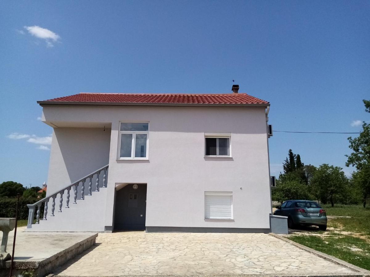 Luka Διαμέρισμα Galovac  Εξωτερικό φωτογραφία